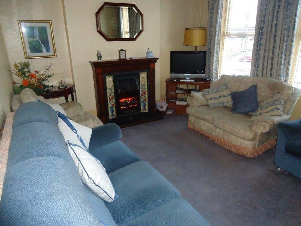 Seaview House Bed And Breakfast Larne Exterior foto